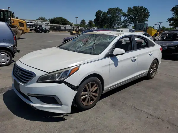 5NPE24AF2HH440553 2017 HYUNDAI SONATA - Image 1