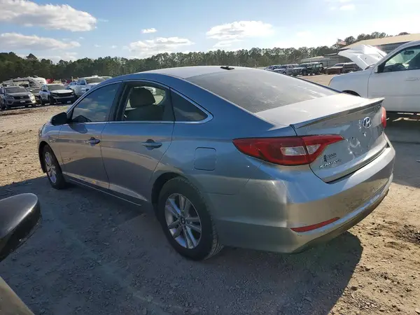 5NPE24AF2HH442464 2017 HYUNDAI SONATA - Image 2