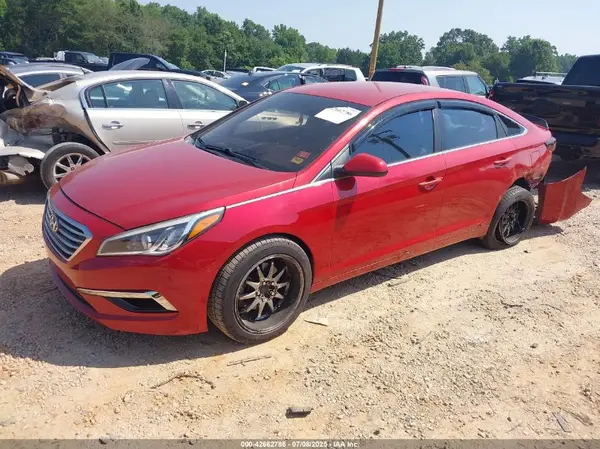 5NPE24AF2HH447552 2017 HYUNDAI SONATA - Image 2