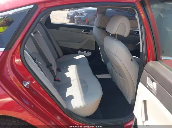 5NPE24AF2HH447552 2017 HYUNDAI SONATA - Image 8