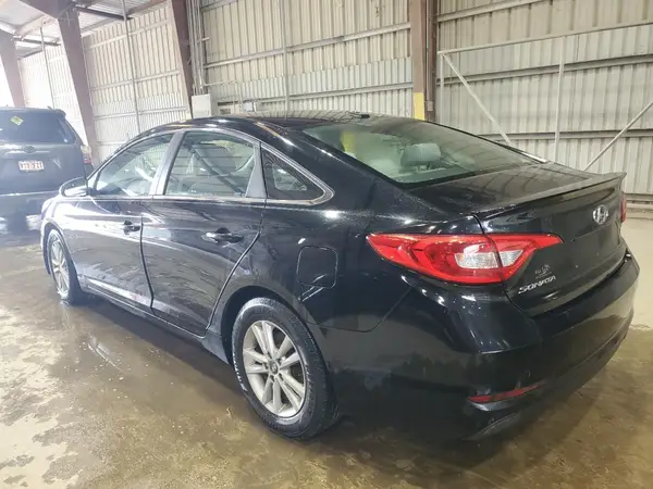 5NPE24AF2HH451424 2017 HYUNDAI SONATA - Image 2