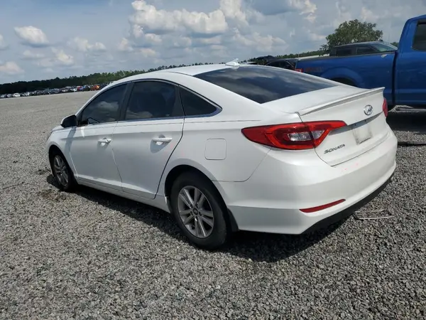 5NPE24AF2HH452511 2017 HYUNDAI SONATA - Image 2