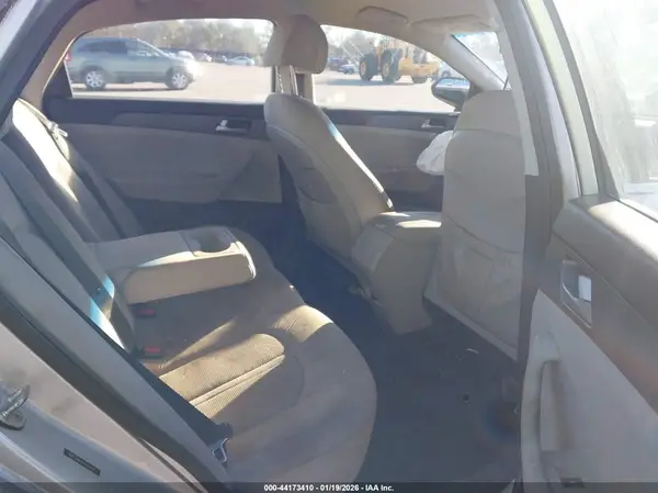 5NPE24AF2HH453495 2017 HYUNDAI SONATA - Image 8