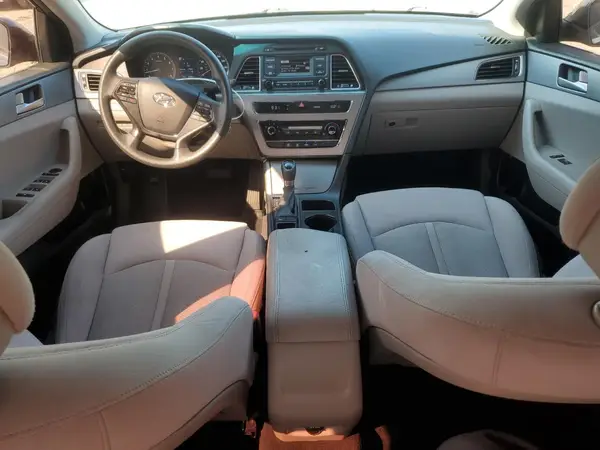 5NPE24AF2HH457045 2017 HYUNDAI SONATA - Image 8