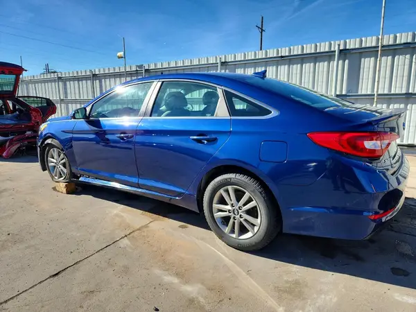 5NPE24AF2HH459295 2017 HYUNDAI SONATA - Image 2