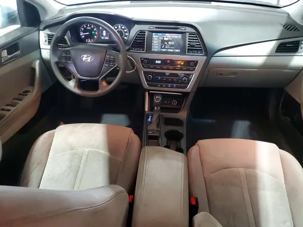 5NPE24AF2HH464027 2017 HYUNDAI SONATA - Image 8