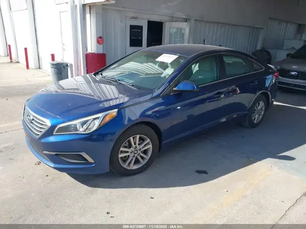 5NPE24AF2HH465534 2017 HYUNDAI SONATA - Image 2