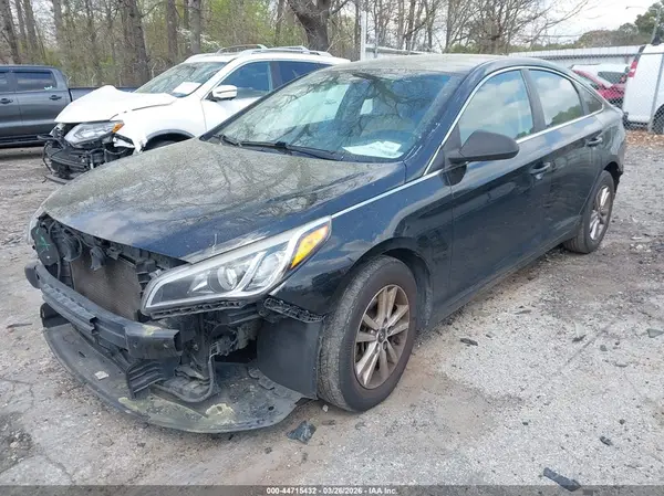 5NPE24AF2HH465792 2017 HYUNDAI SONATA - Image 2