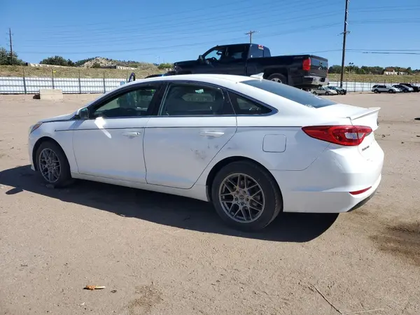 5NPE24AF2HH465923 2017 HYUNDAI SONATA - Image 2