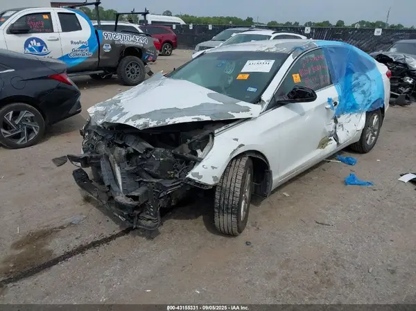 5NPE24AF2HH466666 2017 HYUNDAI SONATA - Image 2