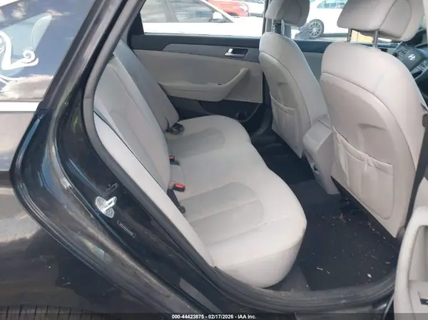 5NPE24AF2HH475092 2017 HYUNDAI SONATA - Image 8