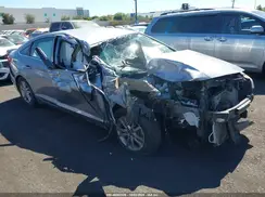 5NPE24AF2HH483824 2017 HYUNDAI SONATA