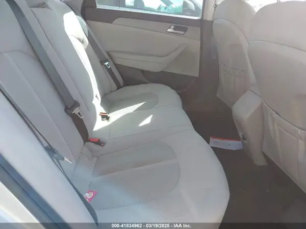 5NPE24AF2HH489543 2017 HYUNDAI SONATA - Image 8