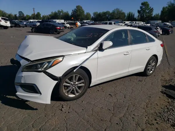 5NPE24AF2HH489588 2017 HYUNDAI SONATA - Image 1