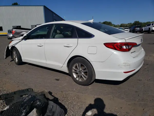 5NPE24AF2HH489588 2017 HYUNDAI SONATA - Image 2