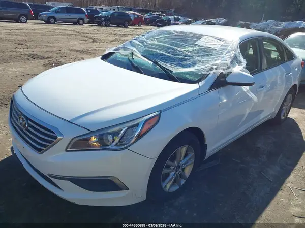 5NPE24AF2HH490014 2017 HYUNDAI SONATA - Image 2