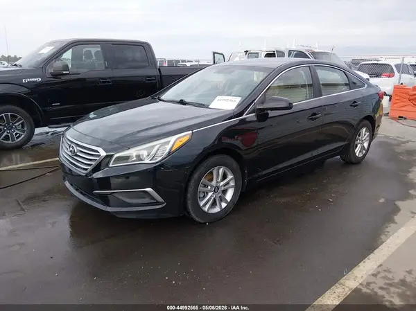 5NPE24AF2HH490837 2017 HYUNDAI SONATA - Image 2