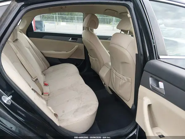 5NPE24AF2HH490837 2017 HYUNDAI SONATA - Image 8