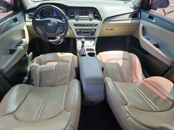 5NPE24AF2HH493771 2017 HYUNDAI SONATA - Image 8