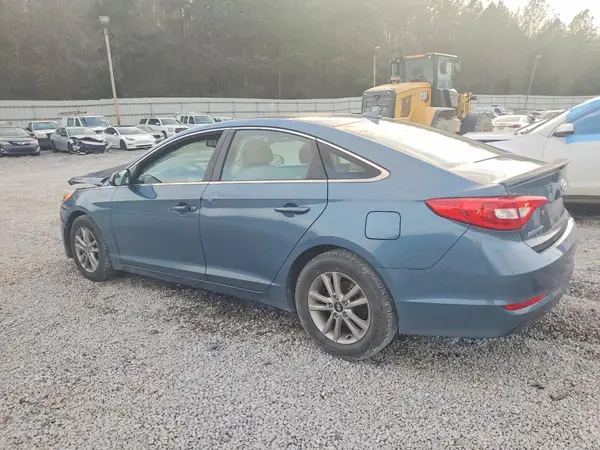 5NPE24AF2HH496704 2017 HYUNDAI SONATA - Image 2