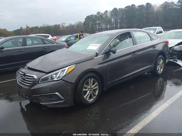 5NPE24AF2HH499392 2017 HYUNDAI SONATA - Image 2