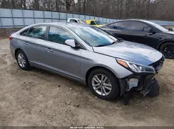 5NPE24AF2HH500153 2017 HYUNDAI SONATA