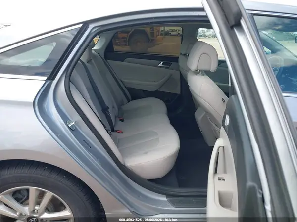 5NPE24AF2HH501545 2017 HYUNDAI SONATA - Image 8