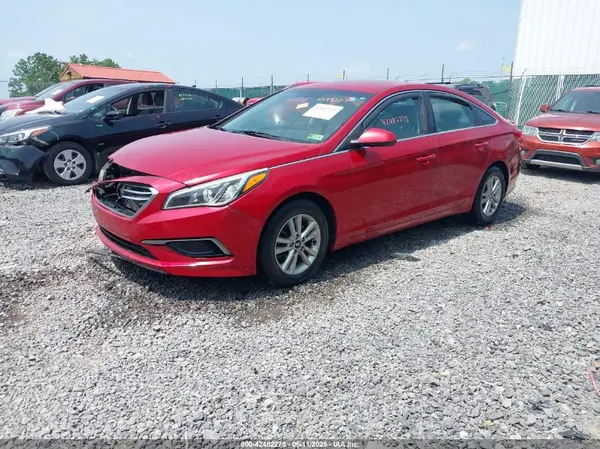 5NPE24AF2HH501755 2017 HYUNDAI SONATA - Image 2