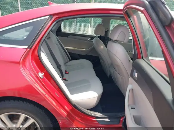 5NPE24AF2HH501755 2017 HYUNDAI SONATA - Image 8