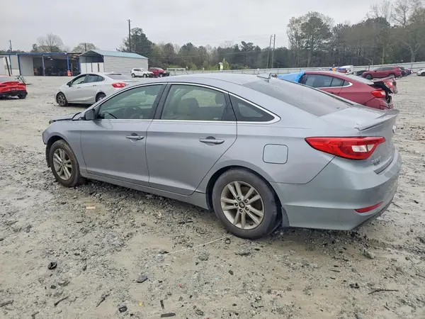 5NPE24AF2HH503120 2017 HYUNDAI SONATA - Image 2