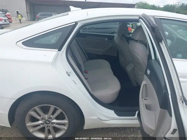 5NPE24AF2HH503294 2017 HYUNDAI SONATA - Image 8