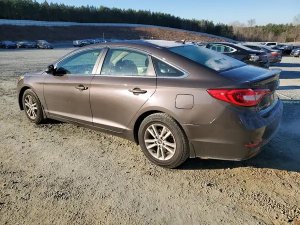 5NPE24AF2HH505000 2017 HYUNDAI SONATA - Image 2