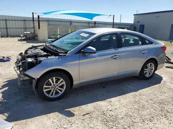 5NPE24AF2HH505398 2017 HYUNDAI SONATA - Image 1