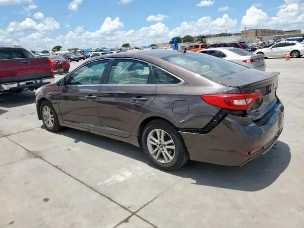 5NPE24AF2HH509838 2017 HYUNDAI SONATA - Image 2