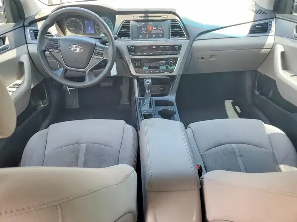 5NPE24AF2HH510987 2017 HYUNDAI SONATA - Image 8