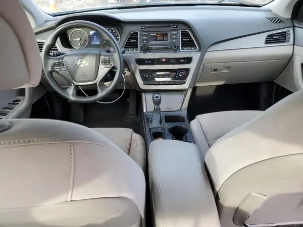 5NPE24AF2HH513047 2017 HYUNDAI SONATA - Image 8