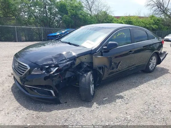 5NPE24AF2HH515381 2017 HYUNDAI SONATA - Image 2