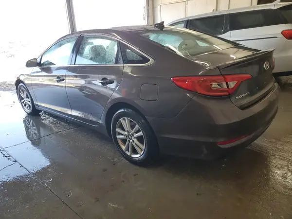 5NPE24AF2HH515705 2017 HYUNDAI SONATA - Image 2