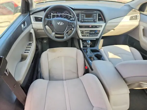 5NPE24AF2HH516322 2017 HYUNDAI SONATA - Image 8