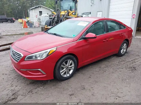5NPE24AF2HH517583 2017 HYUNDAI SONATA - Image 2