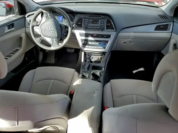 5NPE24AF2HH519835 2017 HYUNDAI SONATA - Image 8