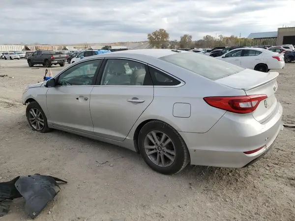 5NPE24AF2HH520662 2017 HYUNDAI SONATA - Image 2