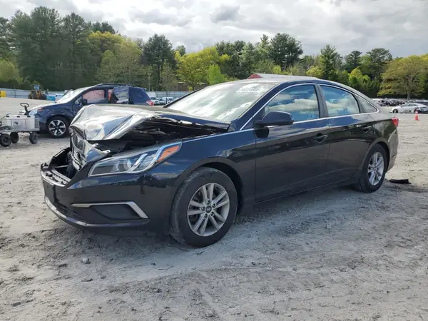 5NPE24AF2HH521715 2017 HYUNDAI SONATA - Image 1