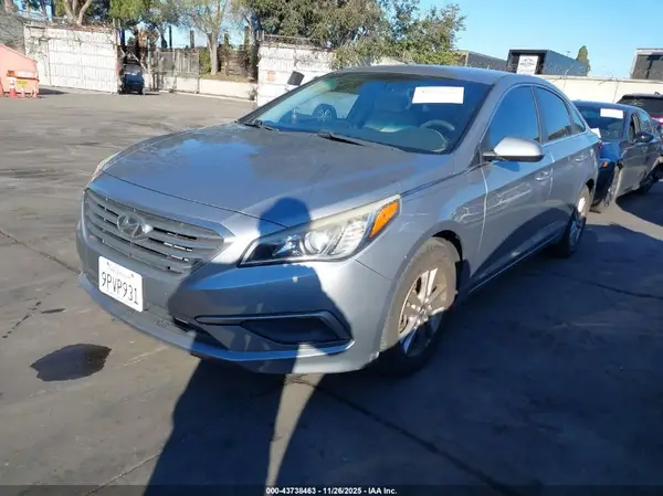 5NPE24AF2HH526266 2017 HYUNDAI SONATA - Image 2