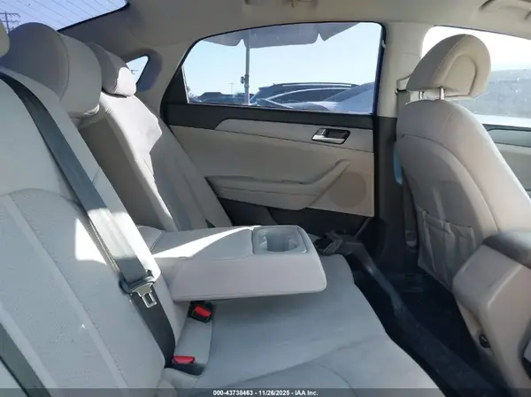 5NPE24AF2HH526266 2017 HYUNDAI SONATA - Image 8
