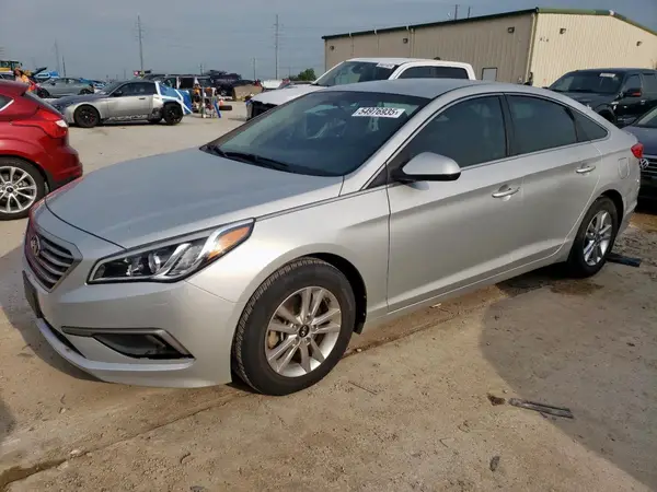 5NPE24AF2HH529118 2017 HYUNDAI SONATA - Image 1