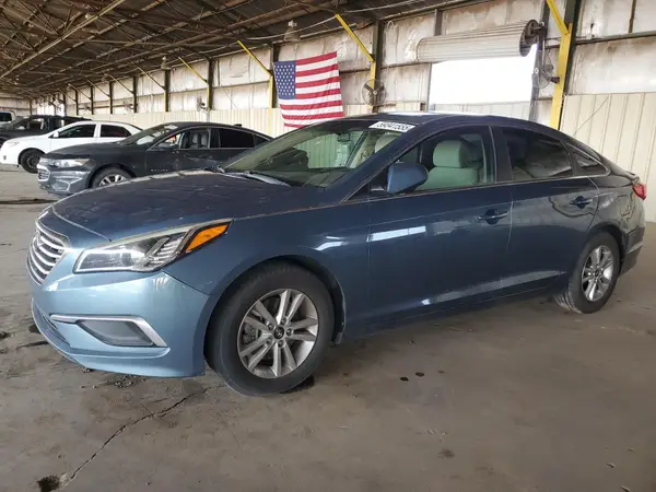 5NPE24AF2HH530592 2017 HYUNDAI SONATA - Image 1