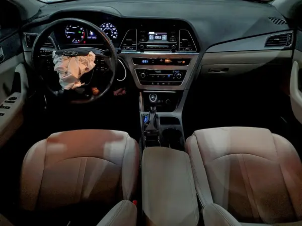 5NPE24AF2HH531855 2017 HYUNDAI SONATA - Image 8