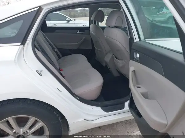 5NPE24AF2HH534108 2017 HYUNDAI SONATA - Image 8