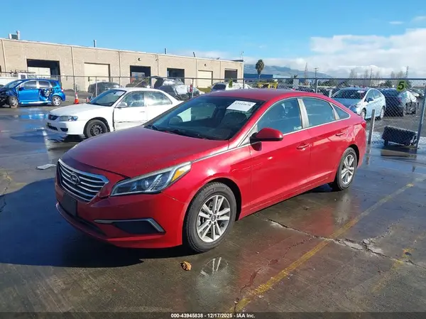 5NPE24AF2HH535307 2017 HYUNDAI SONATA - Image 2